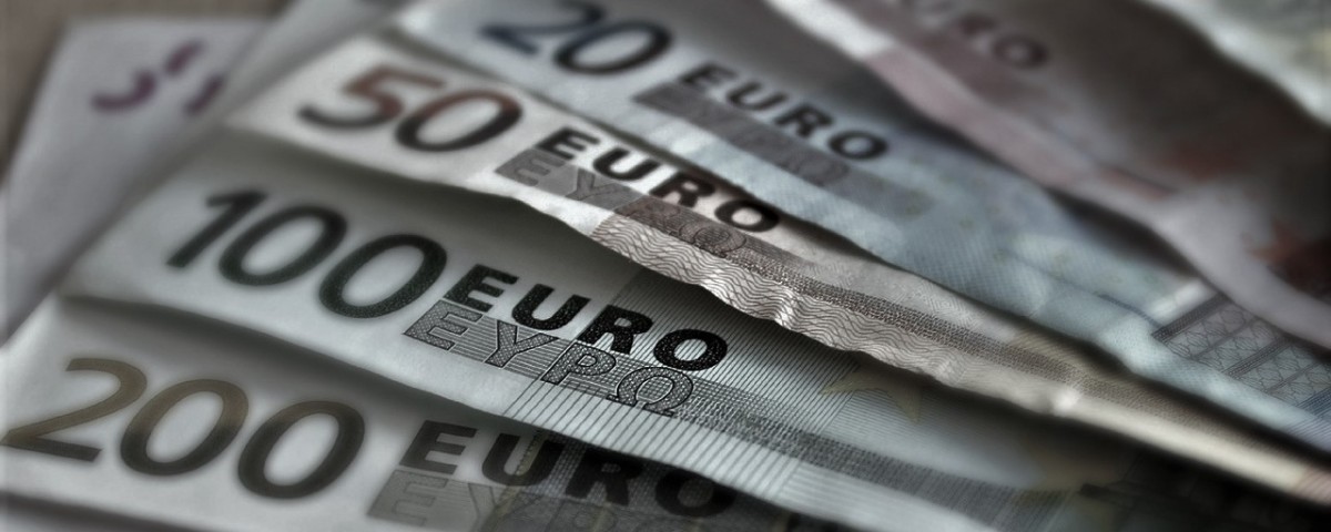 bank-note-209104_1280