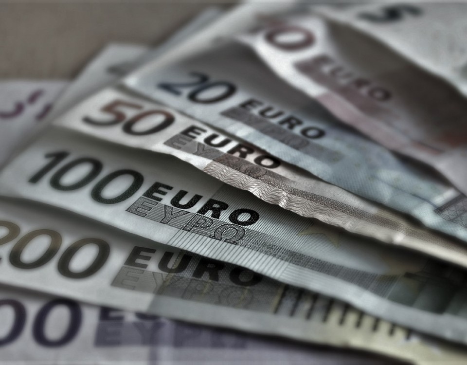 bank-note-209104_1280
