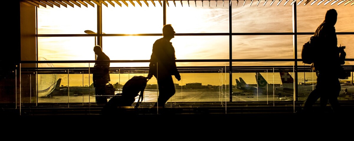 airport-1822133_1280
